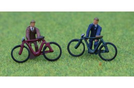 Bicycles & Riders x 2, Painted OO Scale